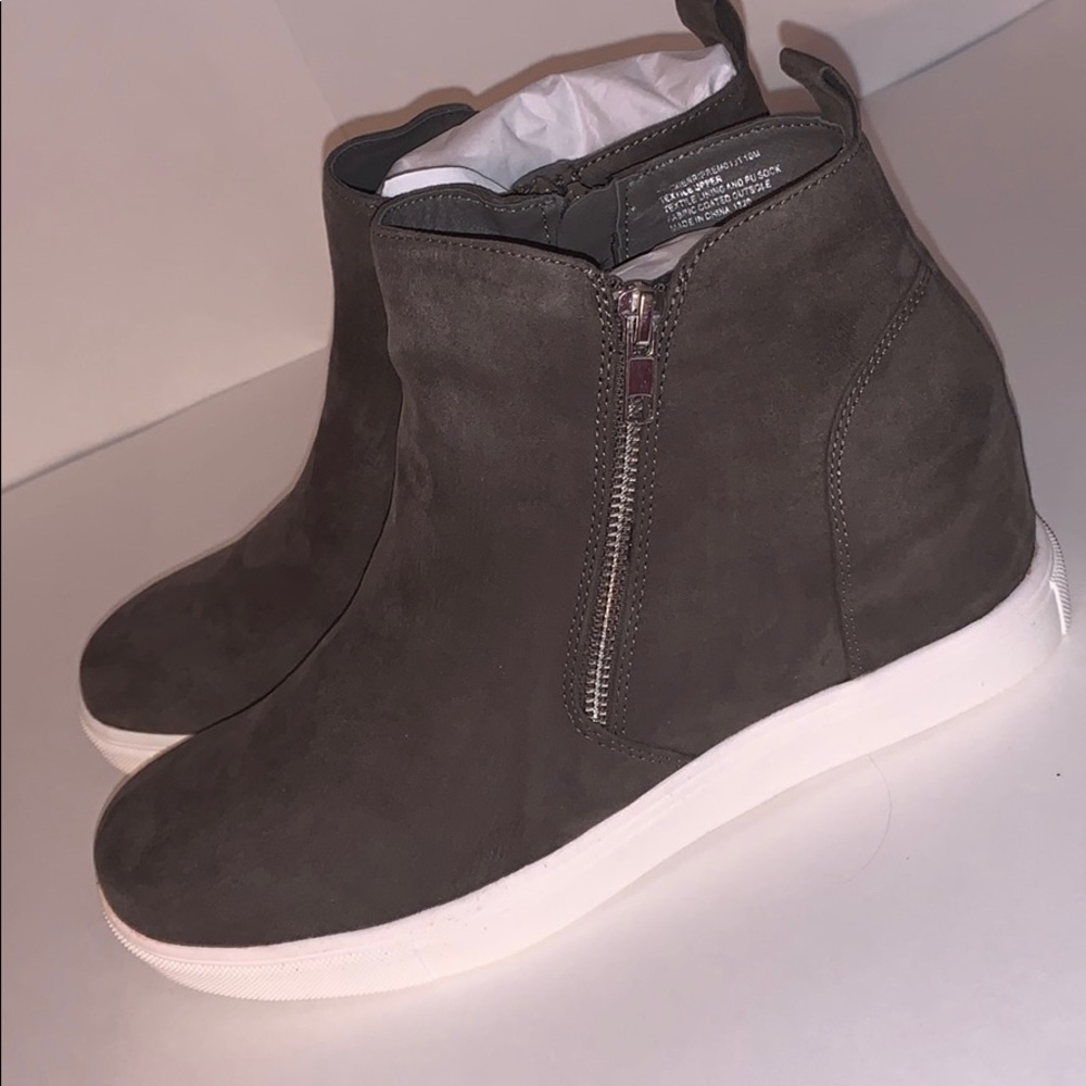NIB Madden NYC Premierr Ankle Boots size 10 - Picture 4 of 4